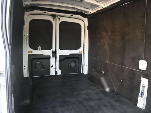 Used 2023 Ford Transit 250 Medium Roof AWD w/ Load Area Protection Package image 18