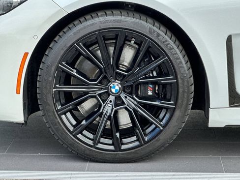 Used 2022 BMW 750i xDrive w/ Executive Package AWD/4WD image 32