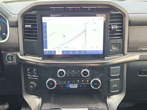 Certified 2023 Ford F150 Platinum image 24