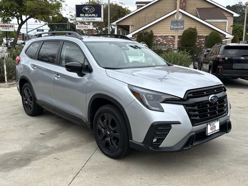 Certified 2025 Subaru Ascent Bronze Edition w/ Popular Package #2 AWD/4WD image 3
