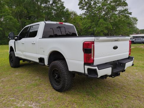 Used 2024 Ford F250 Lariat w/ Lariat Ultimate Package AWD/4WD image 6