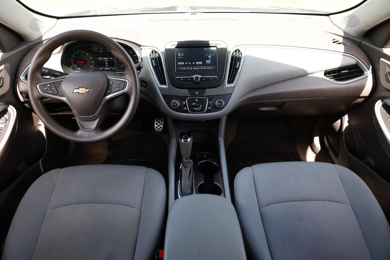 Used 2016 Chevrolet Malibu LS FWD image 2