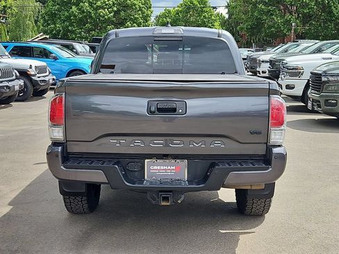 Used 2021 Toyota Tacoma TRD Off-Road w/ Technology Package AWD/4WD image 6