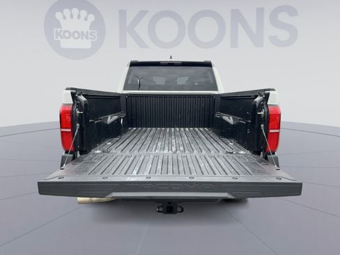 Used 2024 Toyota Tacoma SR RWD image 32
