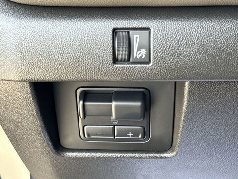 Used 2024 Chevrolet Colorado ZR2 AWD/4WD image 20