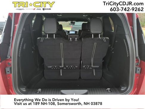 New 2026 Chrysler Voyager LX image 22