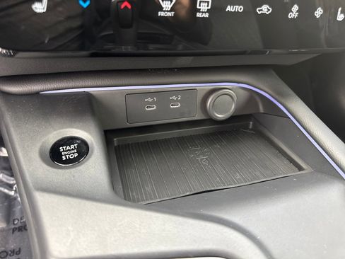 Certified 2026 Nissan Sentra SV w/ SV Convenience Package image 18