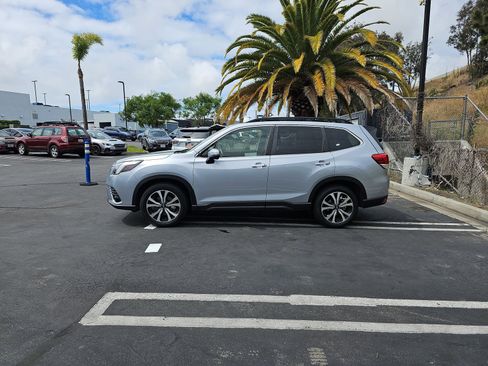 Used 2024 Subaru Forester Limited AWD/4WD image 4