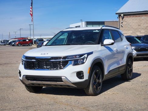 New 2026 Kia Seltos EX image 4