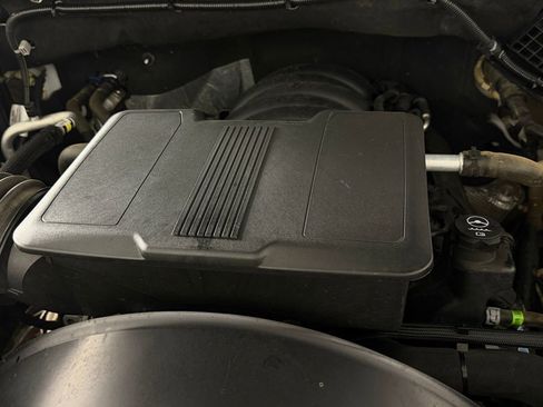 Used 2024 GMC Sierra 2500 SLE image 33