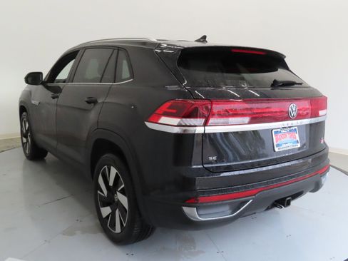 New 2025 Volkswagen Atlas Cross Sport SE image 7