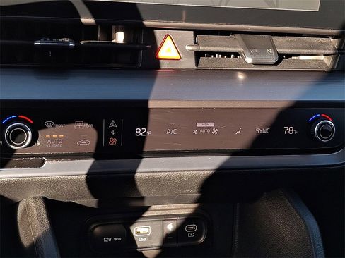 Used 2023 Kia Sportage EX image 20