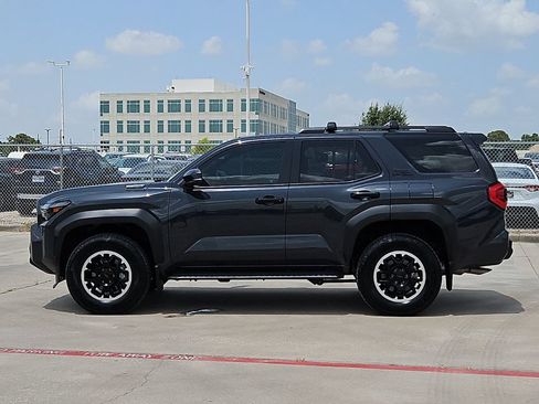Certified 2025 Toyota 4Runner TRD Off-Road AWD/4WD image 3