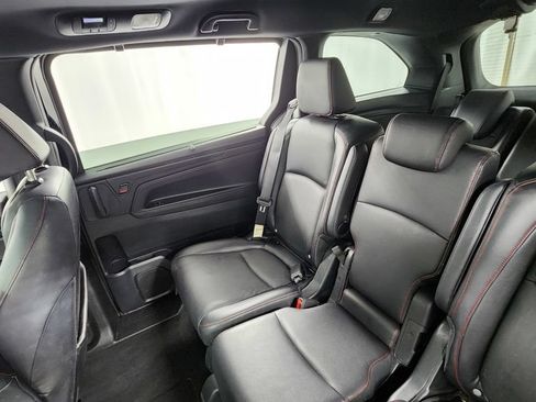 Used 2023 Honda Odyssey Sport image 14
