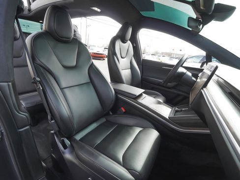 Used 2024 Tesla Model X AWD/4WD image 39
