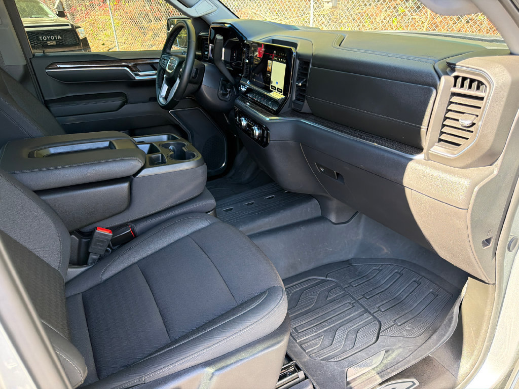 Used 2024 GMC Sierra 1500 Elevation AWD/4WD image 13