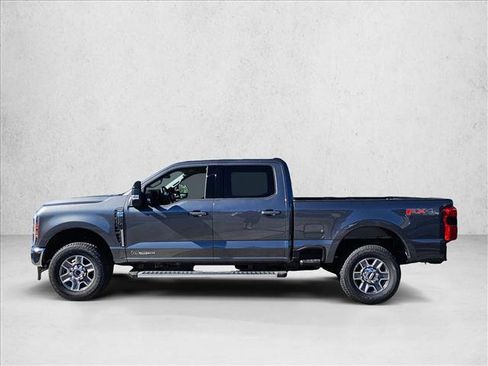 New 2026 Ford F250 Lariat w/ FX4 Off-Road Package image 5