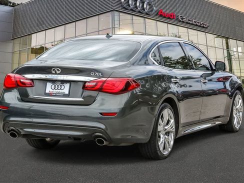 Used 2015 INFINITI Q70 L 3.7 w/ Deluxe Touring Package RWD image 4