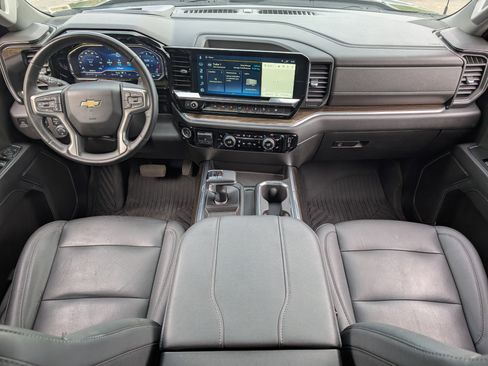 Used 2023 Chevrolet Silverado 1500 LT AWD/4WD image 23