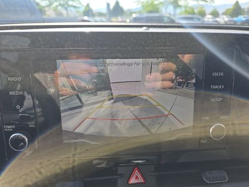 New 2025 Kia Sportage LX image 16