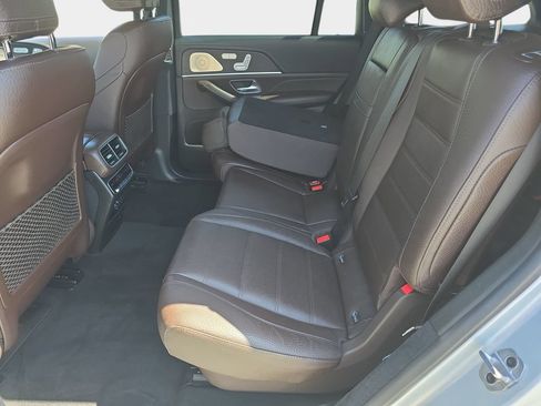 Used 2022 Mercedes-Benz GLS 450 4MATIC image 19