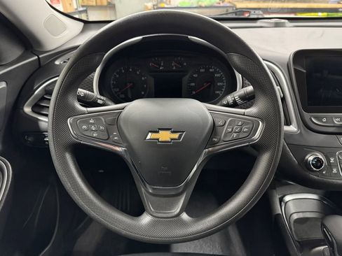 Used 2023 Chevrolet Malibu LT image 19