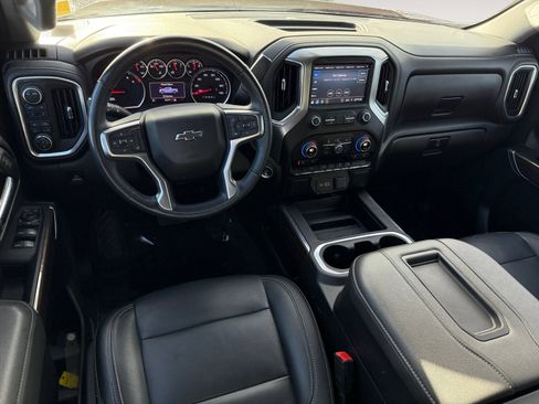Used 2022 Chevrolet Silverado 1500 RST w/ LPO, Blackout Package image 15