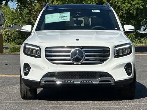 New 2026 Mercedes-Benz GLB 250 image 8