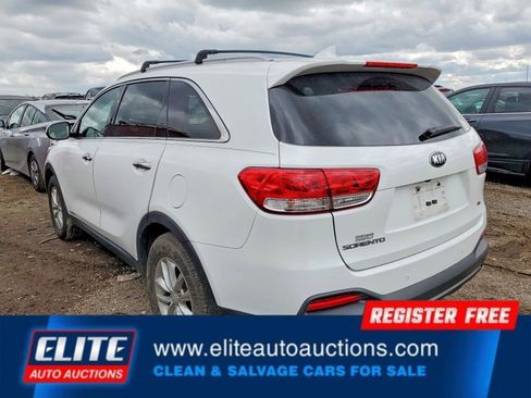 Used 2016 Kia Sorento LX w/ LX Convenience Package AWD/4WD image 3