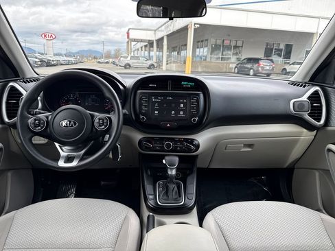 Used 2020 Kia Soul LX image 21