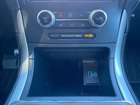 Certified 2022 Ford Edge SEL w/ Convenience Package image 56