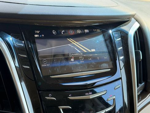Used 2019 Cadillac Escalade Luxury AWD/4WD image 17