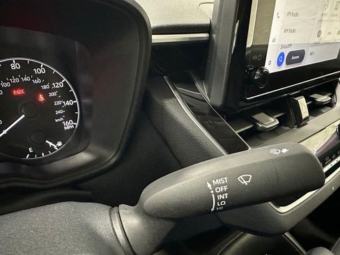 Used 2025 Toyota Corolla LE image 22