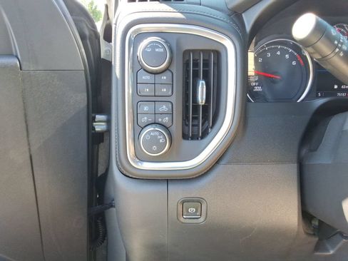 Used 2021 Chevrolet Silverado 1500 RST AWD/4WD image 35