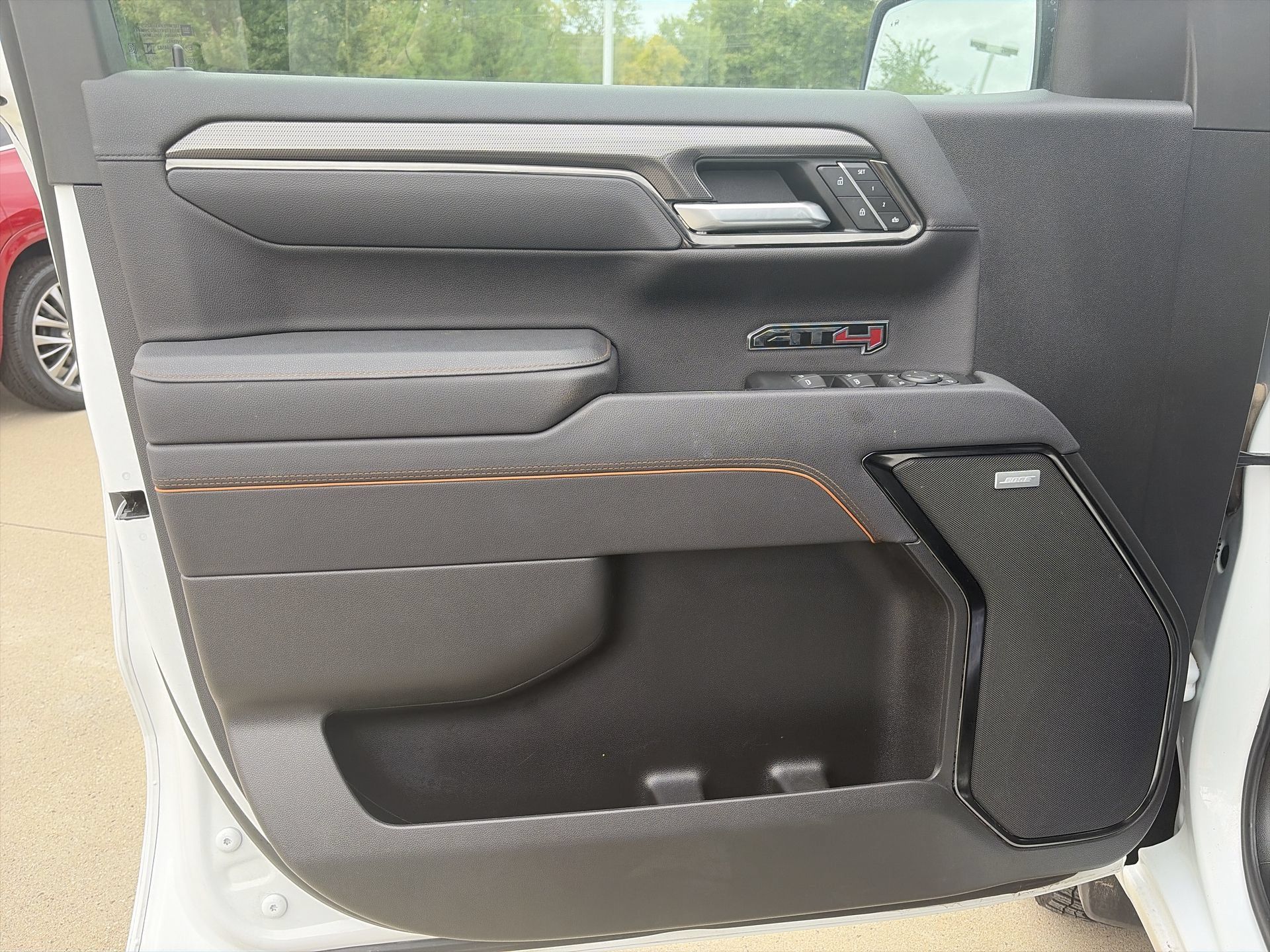 Used 2025 GMC Sierra 1500 AT4 AWD/4WD image 24