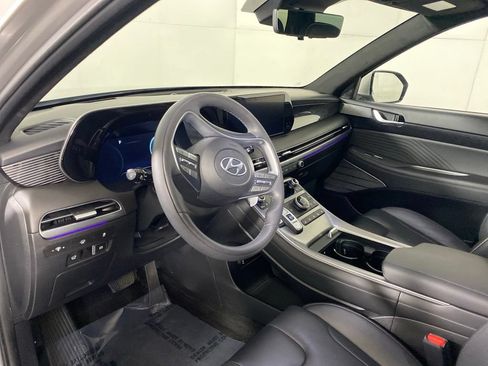 Used 2025 Hyundai Palisade Calligraphy AWD/4WD image 12