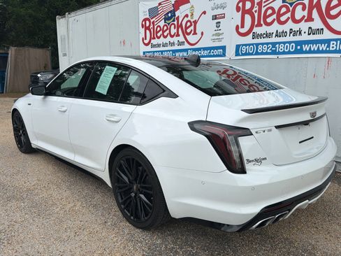 Used 2021 Cadillac CT5 V w/ Premium Package RWD image 8
