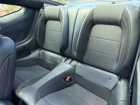 Used 2025 Ford Mustang Coupe RWD image 21