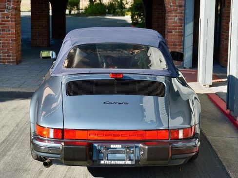 Used 1987 Porsche 911 Carrera RWD image 25
