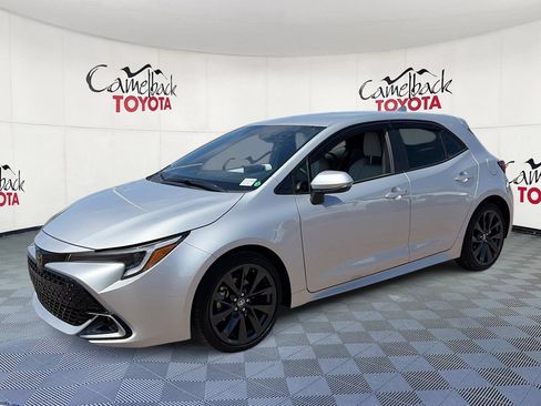 Used 2024 Toyota Corolla XSE FWD image 4