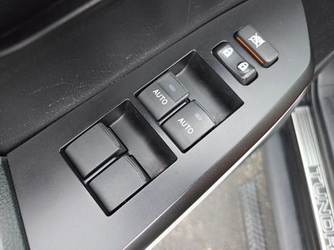 Used 2021 Toyota Tundra 1794 Edition AWD/4WD image 39