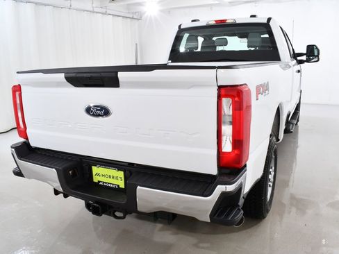 New 2026 Ford F350 XLT w/ FX4 Off-Road Package image 12