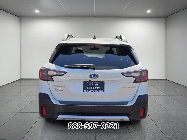 Used 2022 Subaru Outback Limited AWD/4WD image 4