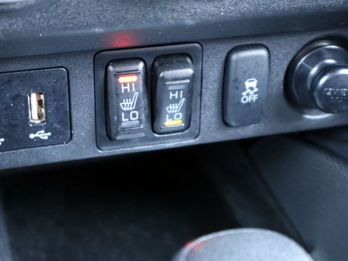 Used 2025 Mitsubishi Outlander Sport ES AWD/4WD image 6