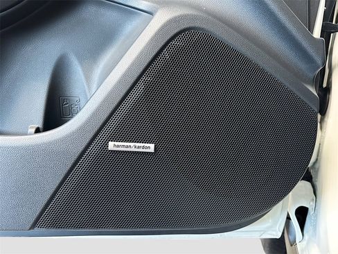 New 2026 Subaru Crosstrek 2.5i Limited image 17