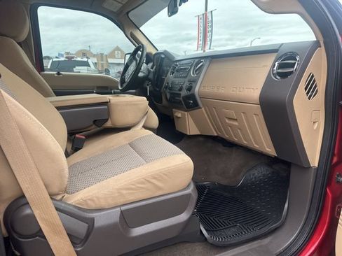 Used 2016 Ford F250 XLT w/ XLT Value Package AWD/4WD image 7