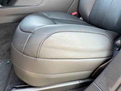 Used 2025 Land Rover Range Rover Sport SE image 26