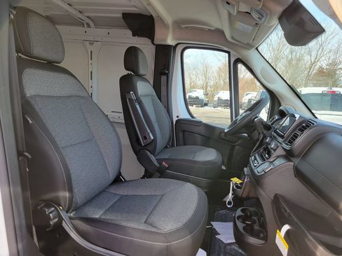New 2026 RAM ProMaster 1500 w/ Convenience Group FWD image 11