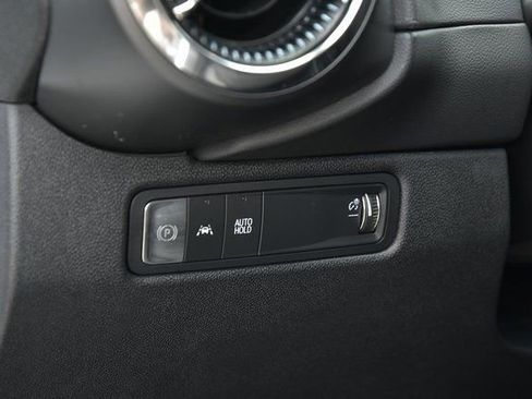 Used 2025 Chevrolet Equinox EV LT image 13