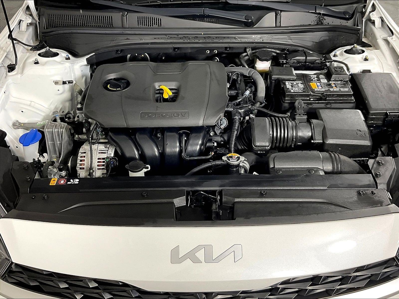 Used 2024 Kia Forte LXS w/ LXS Technology Package FWD image 30